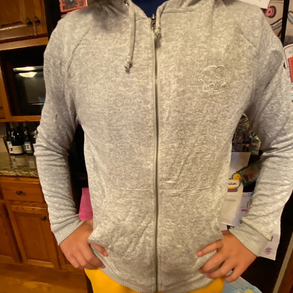 IVORY ELLA ZIP UP